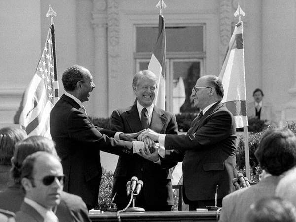 32019241812371469704040